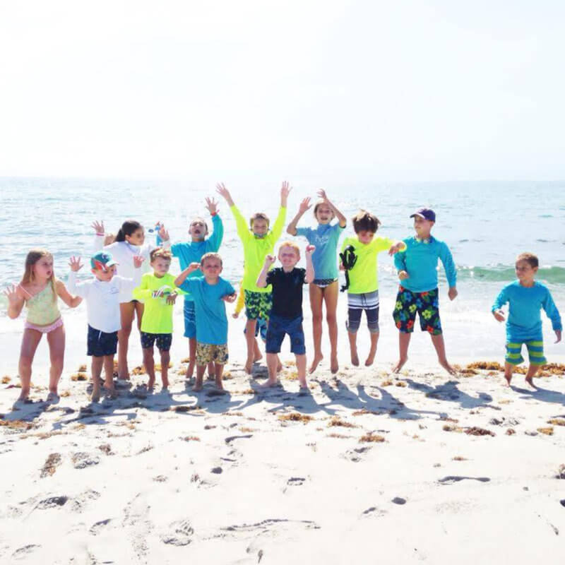 Waves Surf Academy-Camps